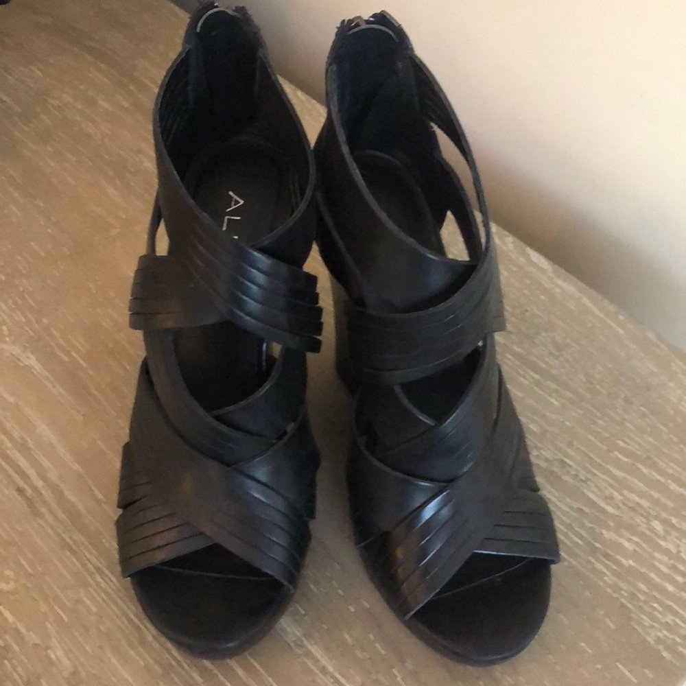 Aldo wedge sandals